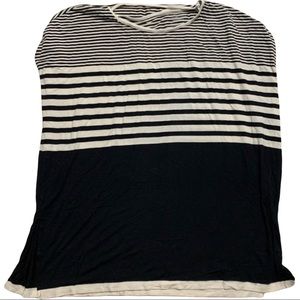 Liz Claiborne Large black and ivory stripes top